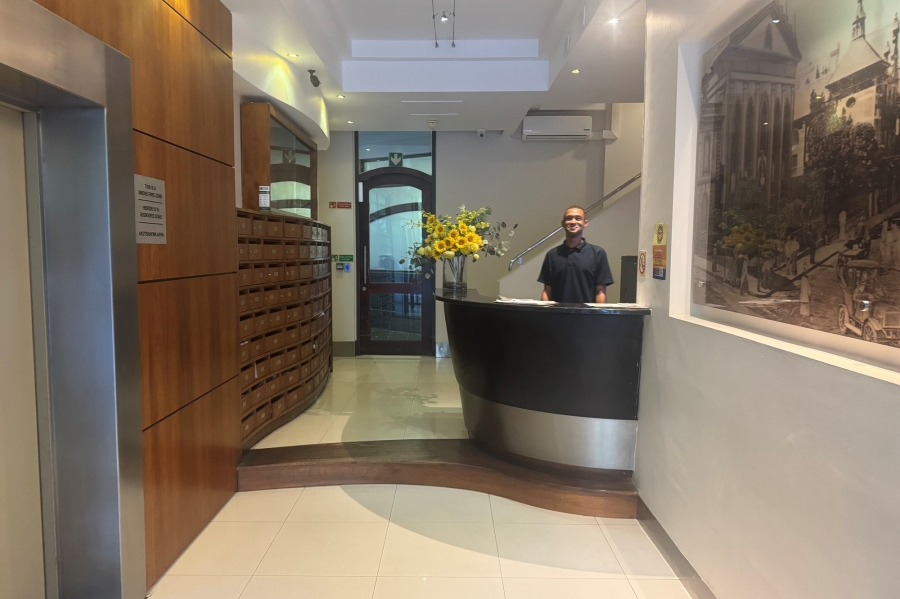 2 Bedroom Property for Sale in Cape Town City Centre Western Cape